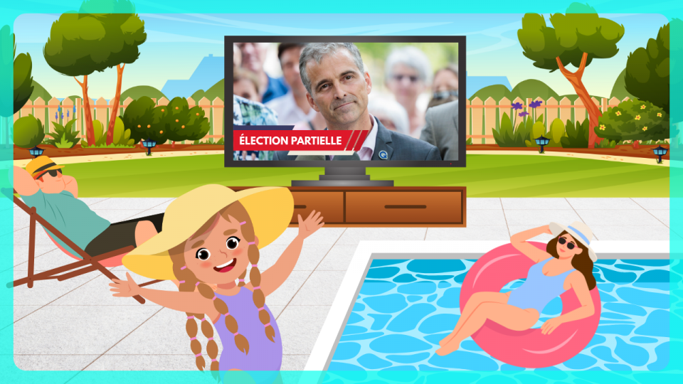 Des personnages dessinés s'amuse autour de la piscine d'une cour extérieur. Dans une télé au bord de la piscine on aperçoit Alex Boissonneault, le politicien du parti Québécois.