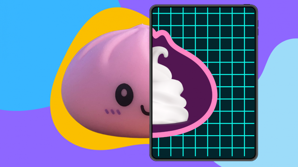 On voit un squishy rose coupé en deux. À gauche, on voit l'extérieur du squishy: un dumpling rose souriant. À droite, l'intérieur du squishy, comme si c'était une radiographie.